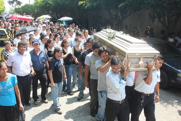 El médico Carlos Alvarado, director del Centro de Salud, fue ultimado en Mazatenango el 5 de febrero.