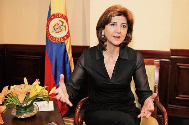 La canciller de Colobia, María Ángela Holguín arribará este domingo al país para una visita oficial. (Foto Prensa Libre: Hemeroteca PL)