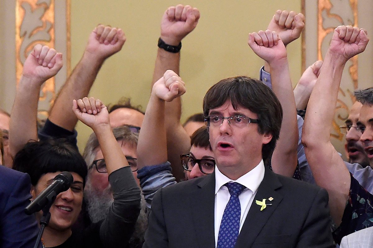 La policía alemana arrestó al expresidente de Cataluña, Carles Puigdemont este domingo cuando cruzaba en auto desde Dinamarca.(Foto Prensa Libre;AFP).