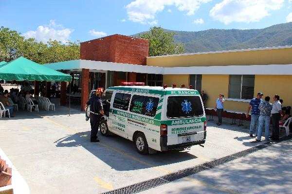 Vista exterior de la nueva construcción  en el Hospital Regional de Guastatoya.