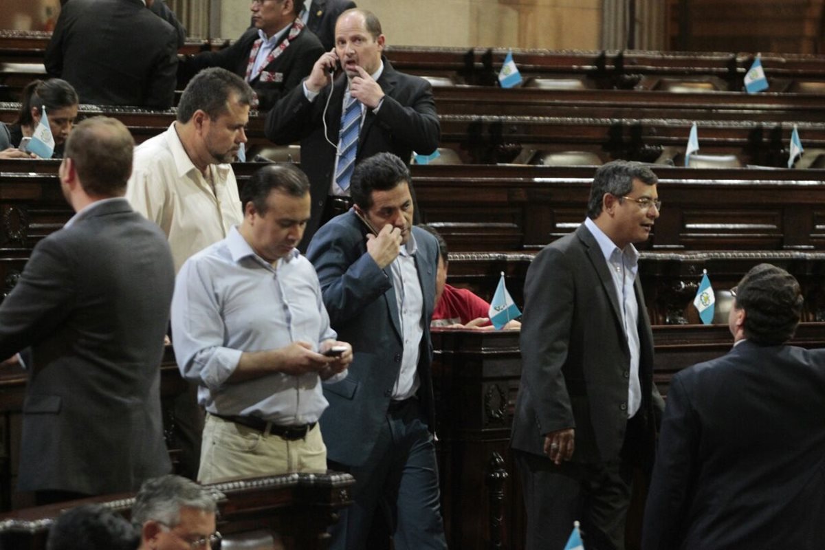 Así permanecen los diputados en el Congreso