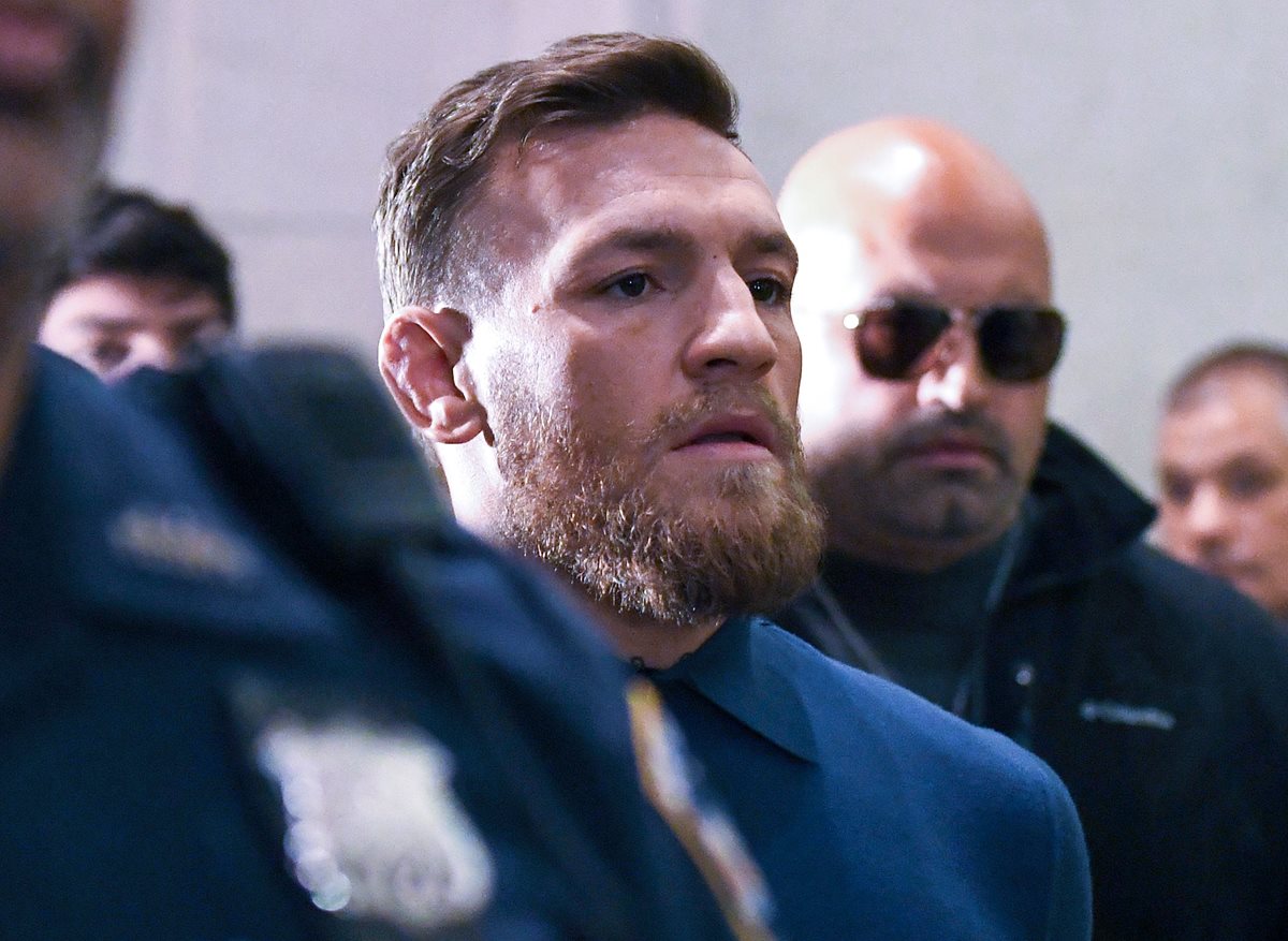 Conor McGregor recibió una acusación formal por agresión y conducta criminal. (Foto Prensa Libre:AFP)