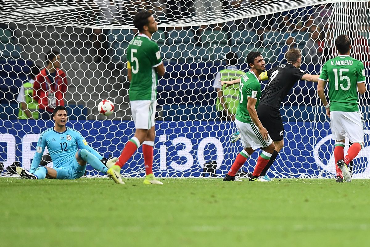 Así fue el gol que anotó Chris Wood y que puso en ventaja a los europeos contra los mexicanos.