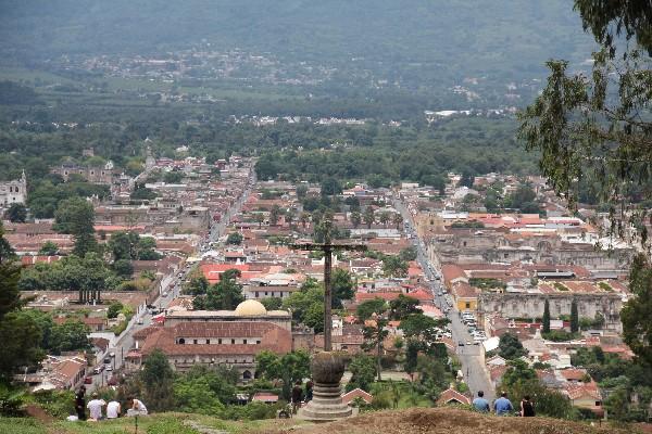 La ciudad colonial es un monumento histórico vivo.