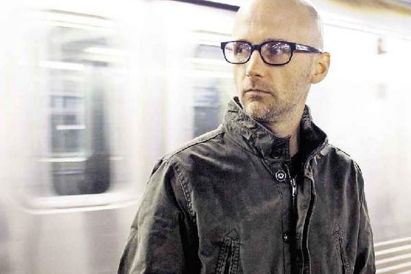 El DJ y productor Moby quiere que todos descarguen gratis su nuevo álbum Innocents, para grabar remixes de sus canciones.