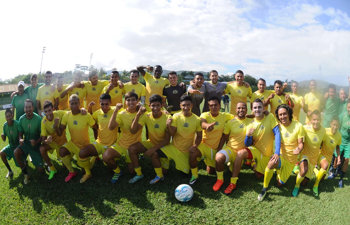 Los jugadores de Guastatoya están motivados porque saben que en su casa Municipal no los ha podido doblegar. (Foto Prensa Libre: Francisco Sánchez)