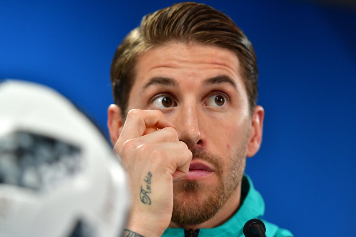 Sergio Ramos no cree que España se pueda quedar sin mundial. (Foto Prensa Libre: AFP)