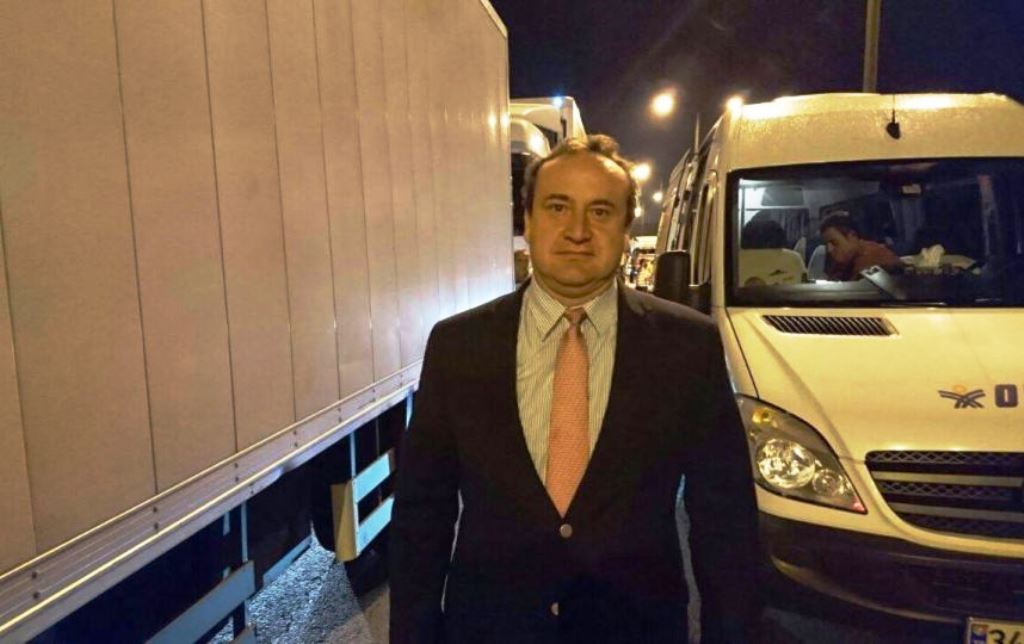 El embajador Marco Tulio Chicas envío una foto a la cancillería para descartar que su vida estuviera en peligro. (Foto Prensa Libre: Minex)