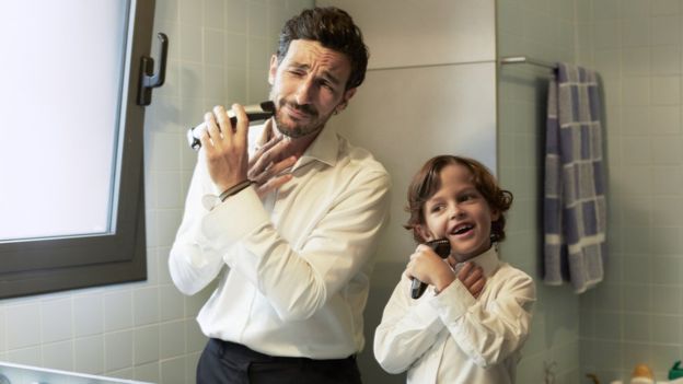 El crecimiento del vello púbico y corporal es uno de los primeros síntomas de la pubertad. FOTOGRAFÍA: GETTY IMAGES