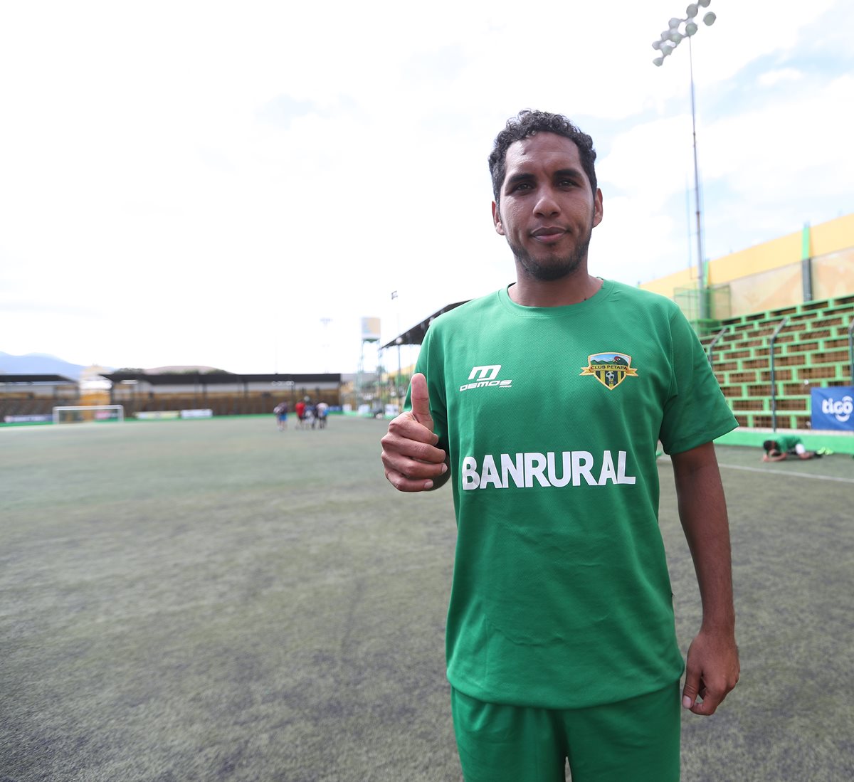 El delantero petenero Juan José Valenzuela ha sido el hombre gol en los amistosos que ha jugado Petapa, antes de medirse a Municipal en la fecha uno del Clausura 2018 (Foto Prensa Libre: Edwin Fajardo)