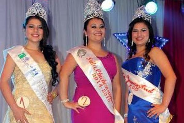 Fueron electas -izquierda a derecha- Jackeline García, 14, Joseline Xon, 21 y Belbeth Guerra, 14, Señorita Juventud. (Foto Prensa Libre: Oscar Figueroa)