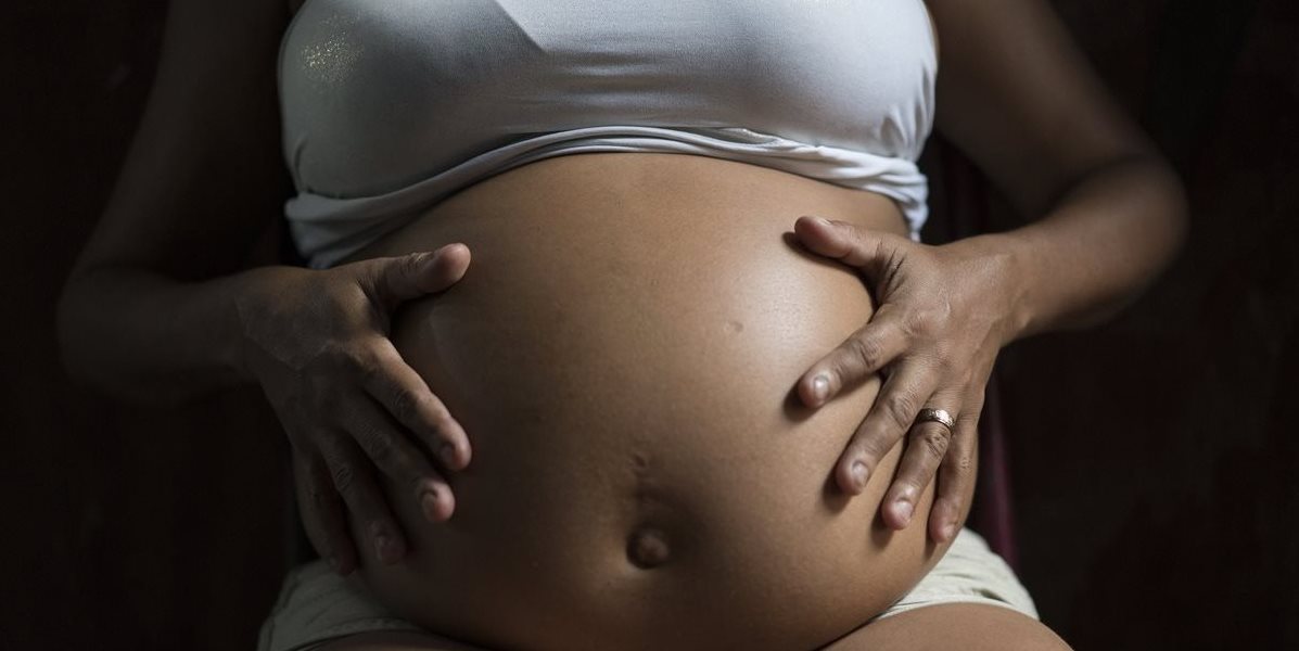 La ONU pide acceso al aborto por el zika, asociado a tres muertes en Colombia. (Foto Prensa Libre: AP).