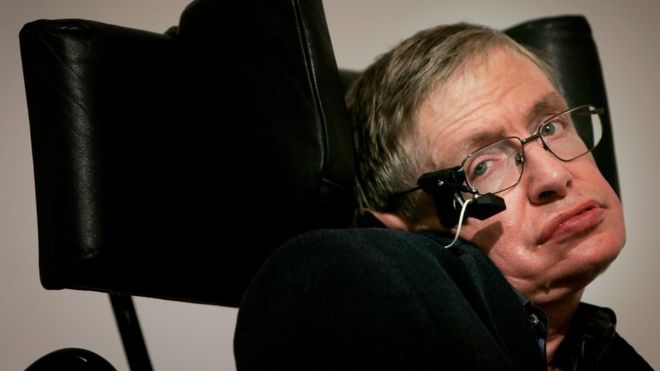 El sistema que le dio una voz a Hawking fue creado específicamente para él. BRUNO VINCENT/GETTY IMAGES