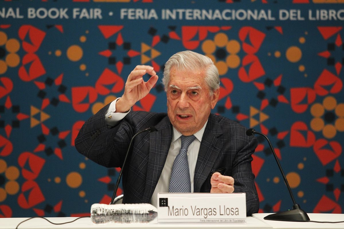 Mario Vargas Llosa espera un resurgir de la literatura de la región, (Foto Prensa Libre: EFE)