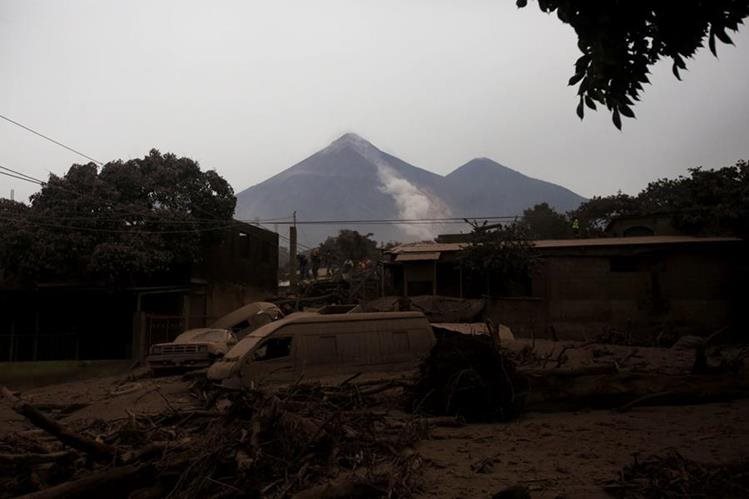 San Miguel Los Lotes fue una de las comunidades más afectadas por la violenta erupción del Volcán de Fuego. (Foto Prensa Libre: Hemeroteca PL)