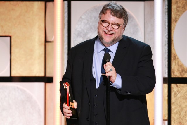 Guillermo del Toro, quien también es actor, escenógrafo y escritor, participó en la 74 Mostra de Venecia del 2017. (Foto Prensa Libre: AFP)