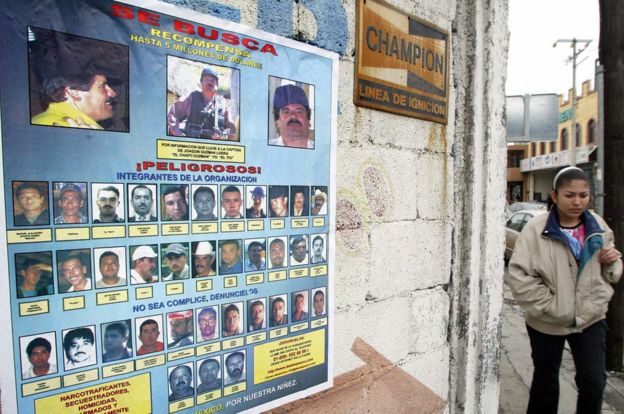 La presencia del narco cobra distintas formas en las calles del país. (GETTY IMAGES)