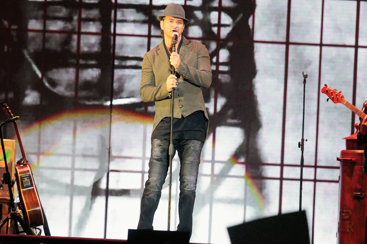 Imagen de Ricardo Arjona durante el concierto en el Estadio Mateo Flores en mayo de este año. (Foto Prensa Libre: Paulo Raquec).