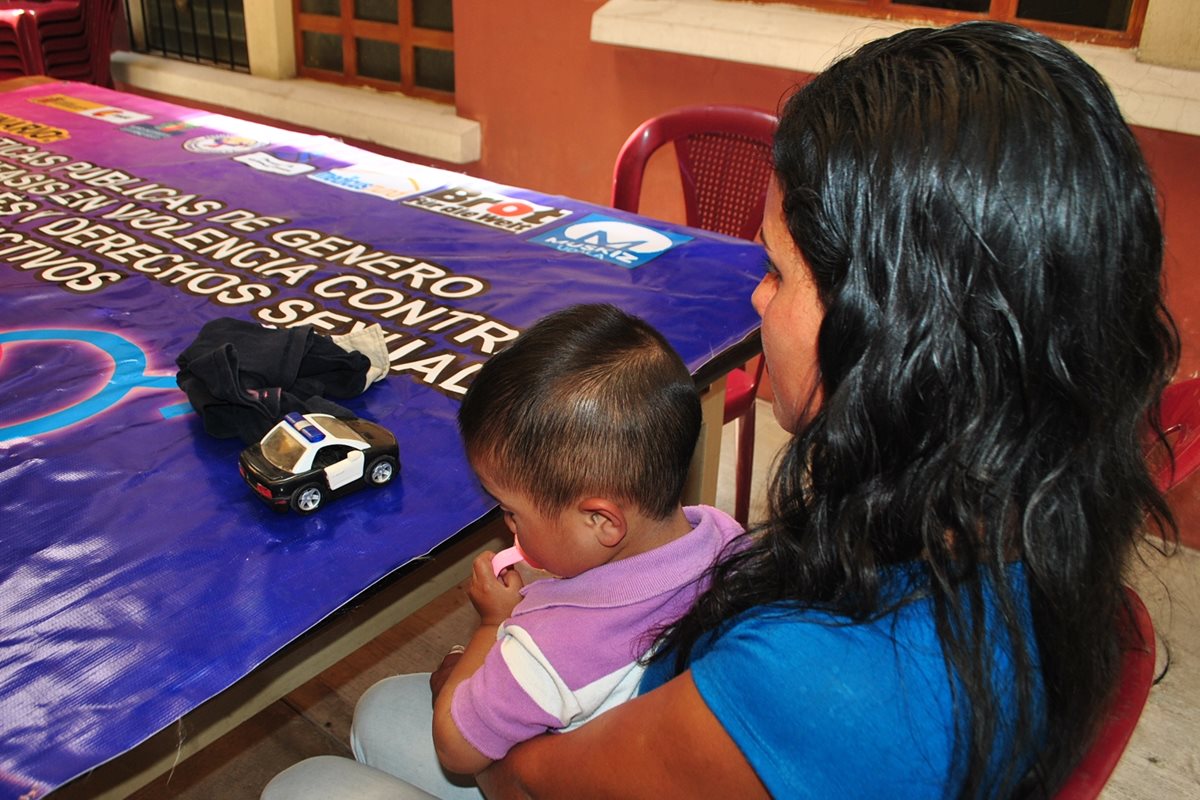 Fundación Sobrevivientes contabiliza en promedio 232 agresiones diarias. (Foto Prensa Libre: Hemeroteca PL)