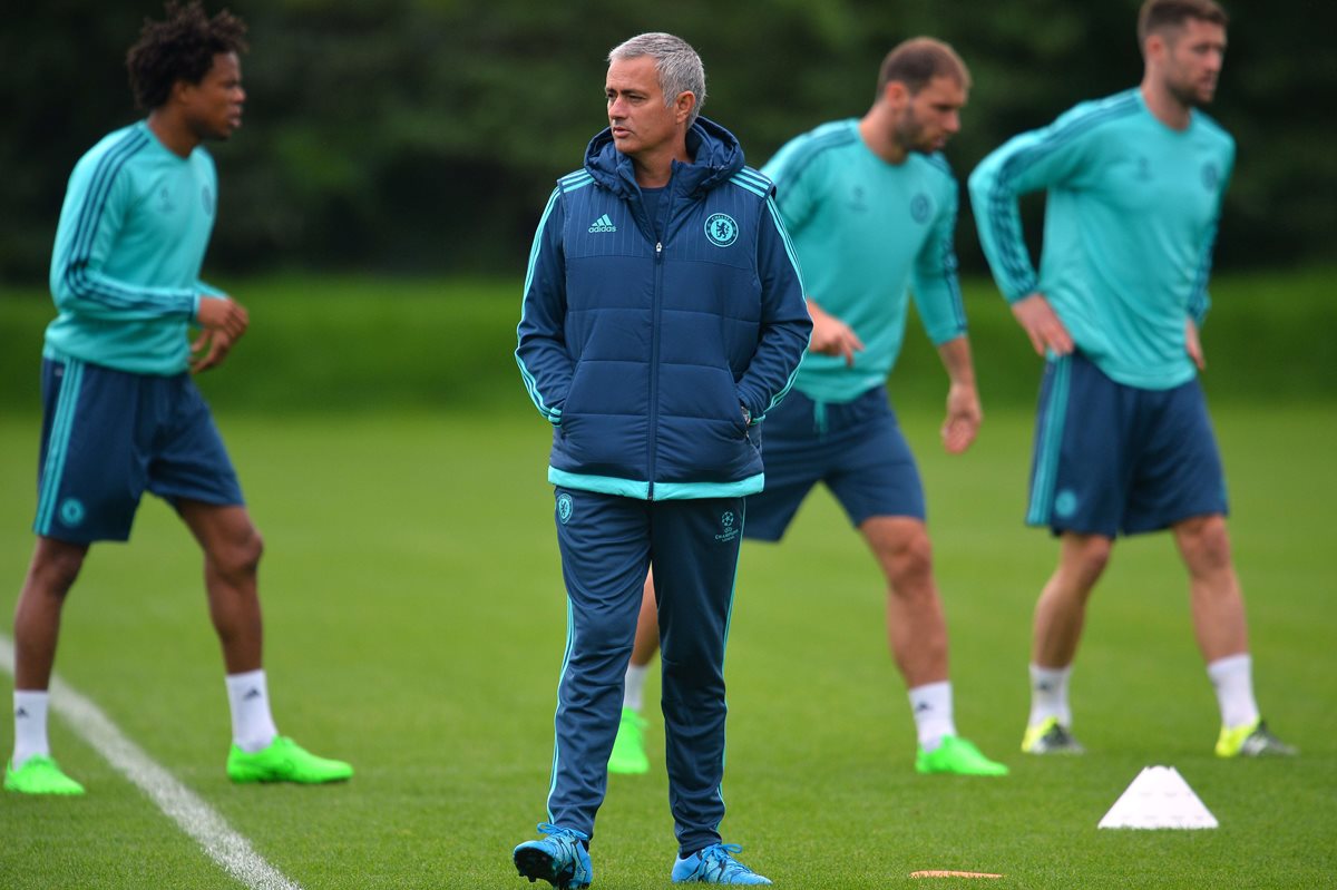 Mourinho confía en que su equipo saldrá a ganar este miércoles en la Champions League. (Foto Prensa Libre: AFP)