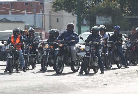 Motocicletas son una necesidad para muchos, pero también un peligro latente para otros.