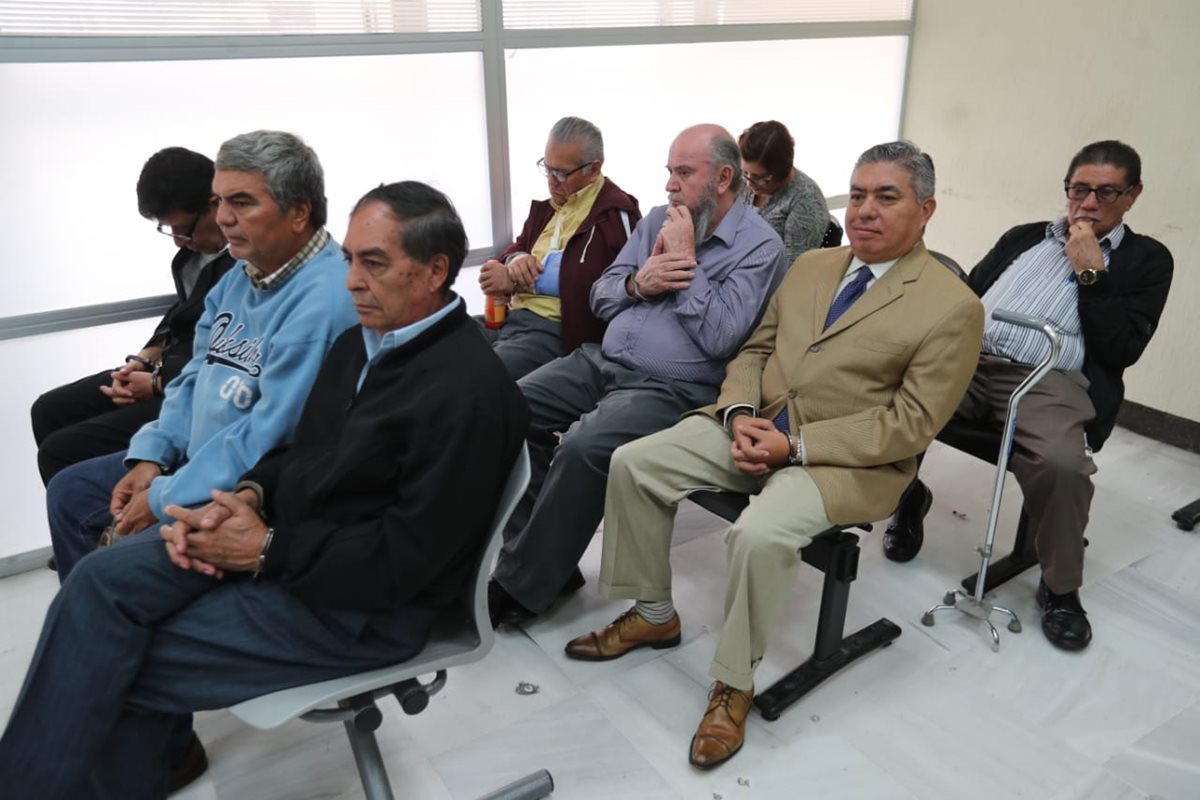 Juez Eduardo Cojulum procesó a ocho implicados en el la ampliación del caso Transurbano. (Foto Prensa Libre: Erick Avila)