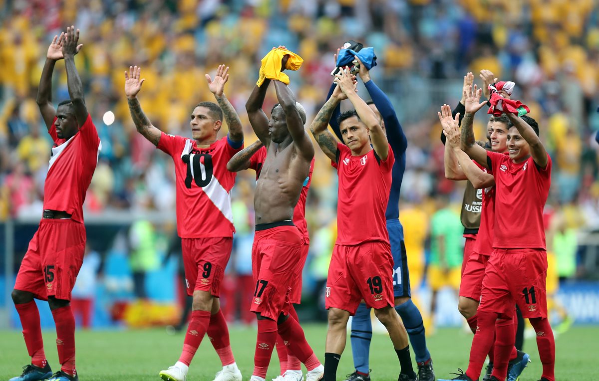 Perú es una de las selecciones sudamericanas que mejor ha progresado en su futbol pero no le alcanzó para trascender en Rusia 2018. (Foto Prensa Libre: EFE)