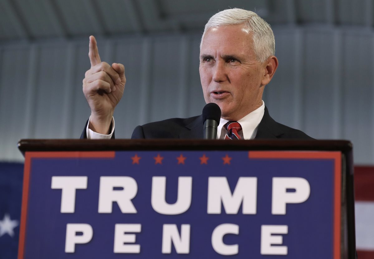 Mike Pence, durante un acto de campaña. (Foto Prensa Libre: AFP).