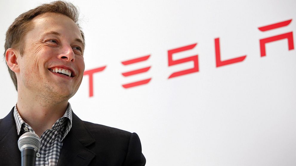 Elon Musk es el fundador de Tesla.