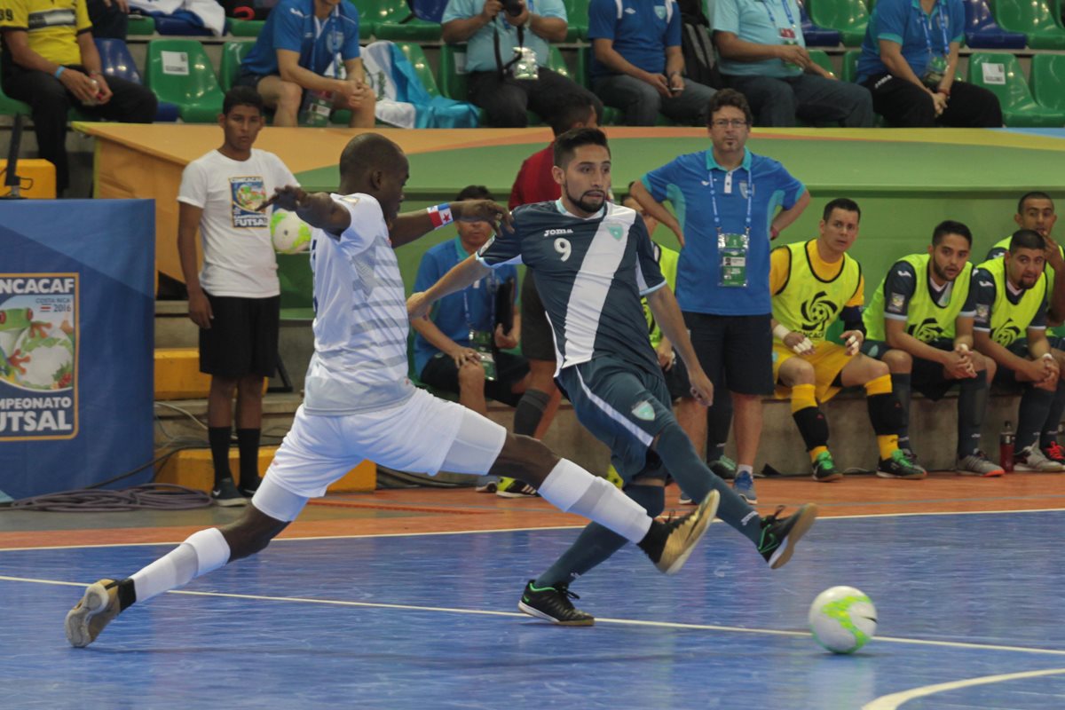 Selección sufrió su primera derrota ante Panamá en el premundial que se realiza en Costa Rica. (Foto Prensa Libre: Norvin Mendoza)