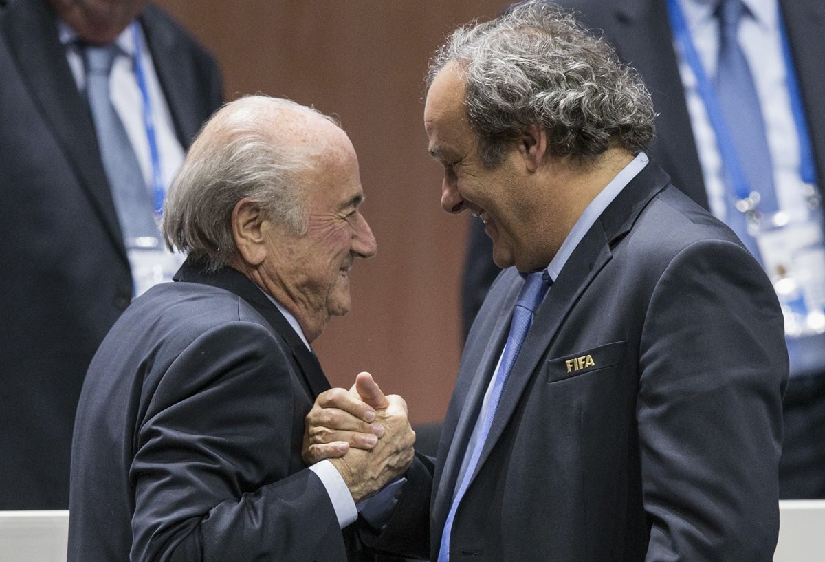 Blatter y Platini son investigados por varios delitos. (Foto Prensa Libre: AFP)