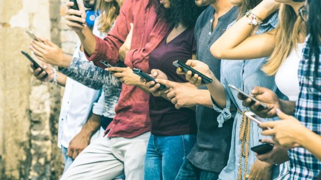 Las actualizaciones están pensadas para hacer las aplicaciones más seguras y funcionales. GETTY IMAGES