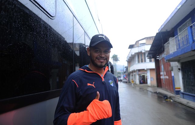 Édgar Chinchilla marcó el gol que le dio el triunfo a Comunicaciones sobre Cobán Imperial. (Foto Prensa Libre: Francisco Sánchez)