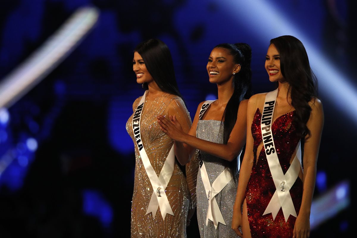Imagen de las tres finalistas de Miss Universo.