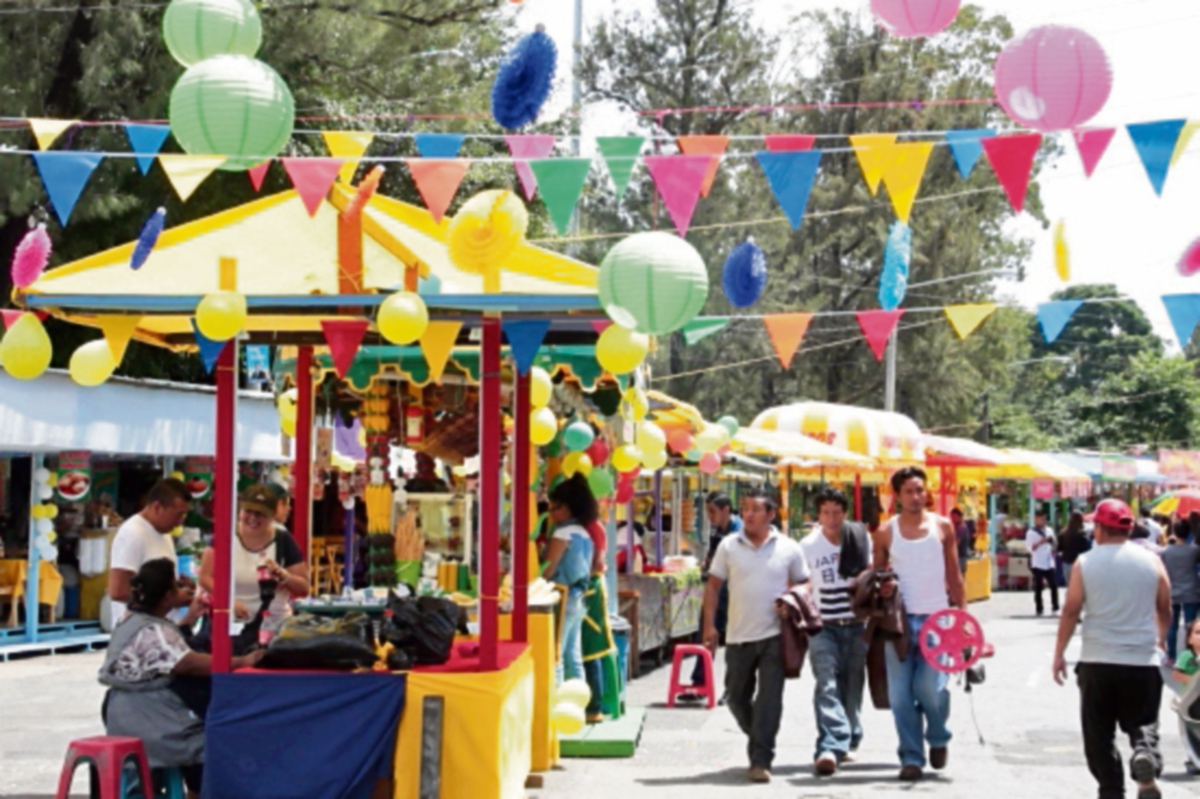 en la capital se celebra este sábado la feria patronal. (FOTO PRENSA LIBRE: PAULO RAQUEC)