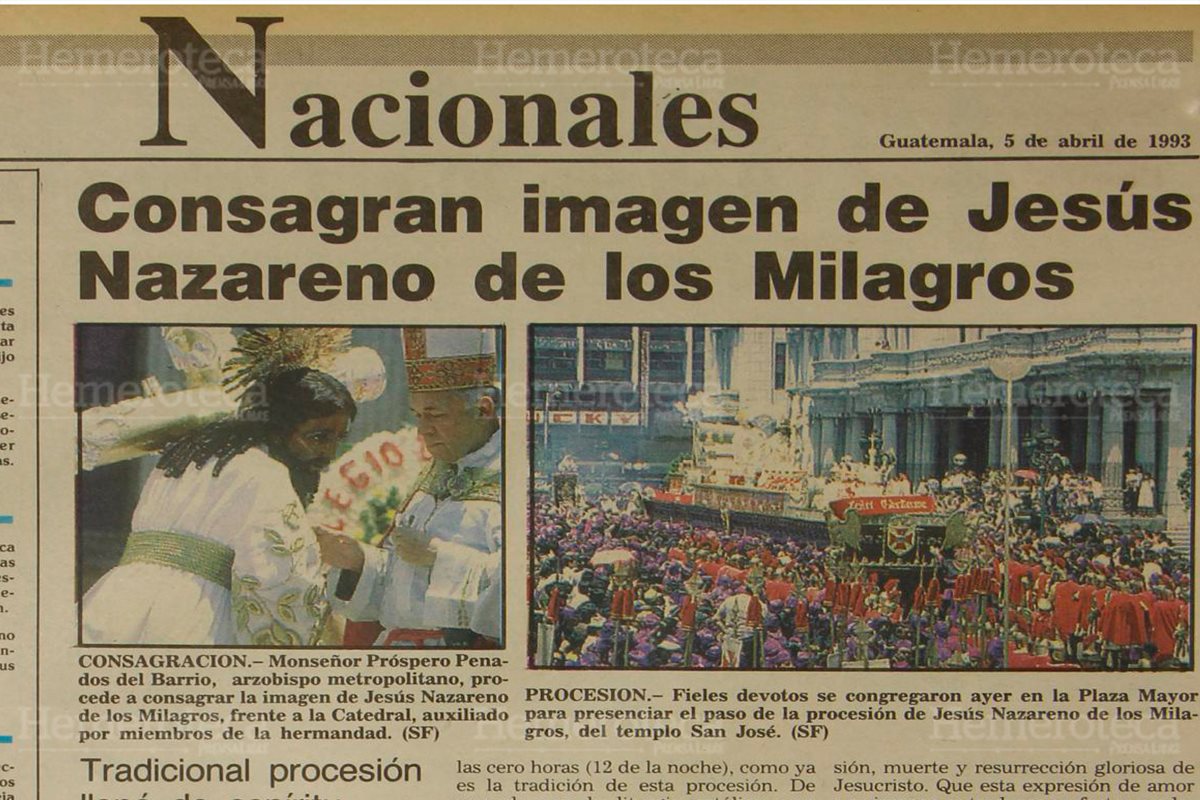 Monseñor Próspero Penados del Barrio Consagra imagen de Jesu?s Nazareno de los Milagros Frente a la Catedral Metropolitana, 5/4/1993. (Foto: Hemeroteca PL)