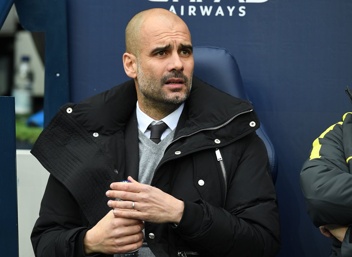 Guardiola busca el título en la Premier League con el City. (Foto Prensa Libre: AFP)