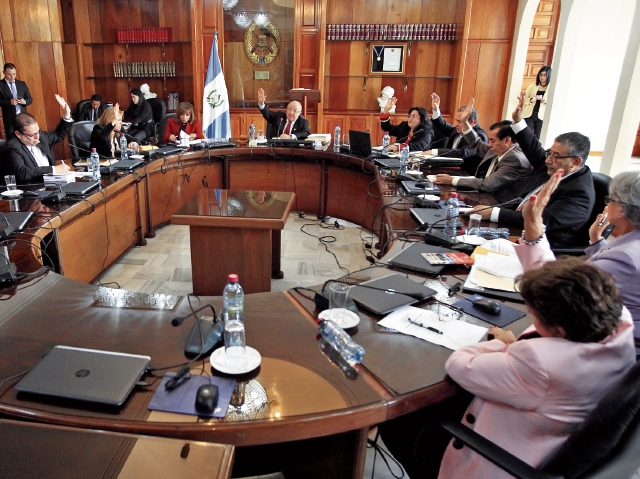 Impunity Watch, el Instituto de la Judicatura y la Plataforma Internacional contra la Impunidad integran el Observatorio de Independencia Judicial. (Foto Prensa Libre: Hemeroteca)