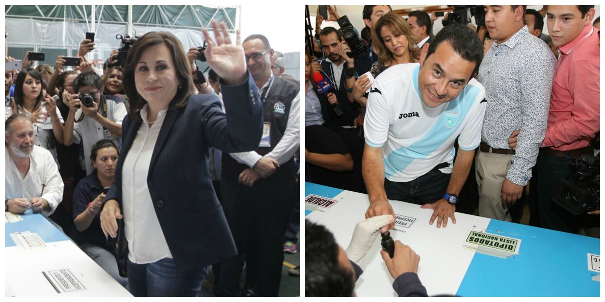 Sandra Torres al momento de emitir su sufragio.(Foto Prensa Libre: Edwin Bercian)