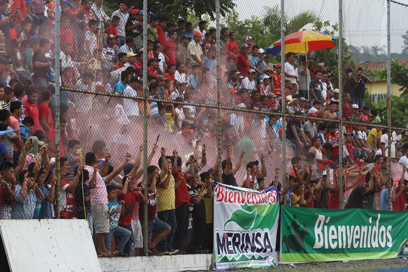 La directiva de Malacateco reportó el ingreso de 2 mil 179 aficionados. (Foto Prensa Libre: Alex Coyoy).