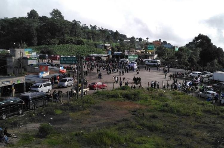 Codeca anunció que durante martes y miércoles realizará bloqueos en al menos 19 puntos carreteros del país. (Foto Prensa Libre: Hemeroteca PL)