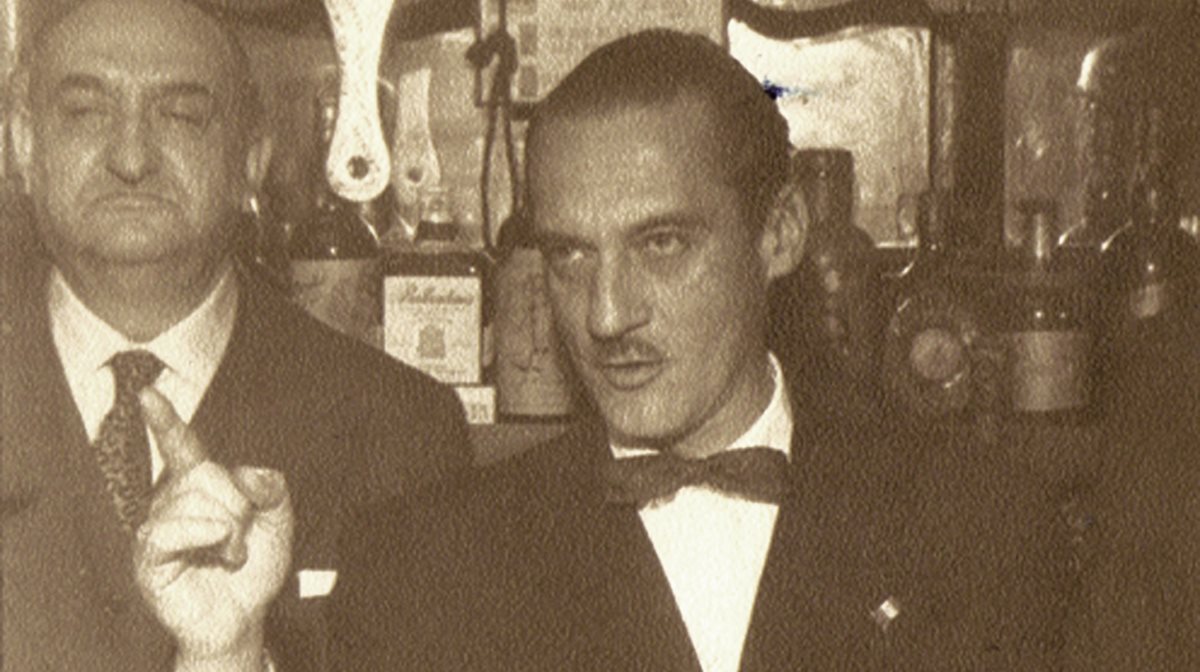 Rodríguez Macal (derecha), con el escritor español Pedro Caba, 1958.(Foto: Cortesía María Elena Rodríguez Chávez).