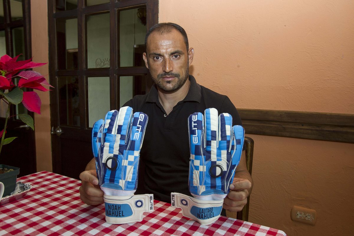 El portero argentino de Malacateco Carlos Díaz ha sido un baluarte para el conjunto toro a lo largo del torneo Apertura 2016. (Foto Prensa Libre: Norvin Mendoza)