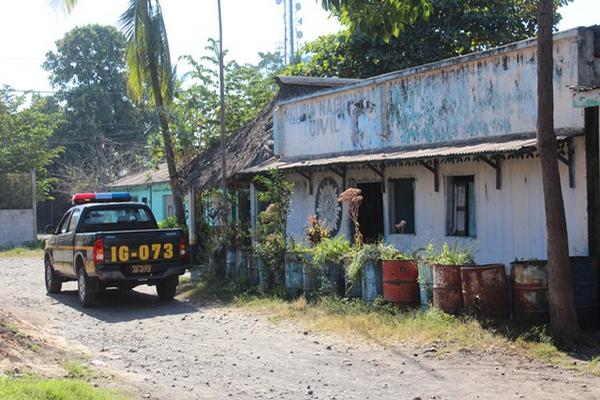 Subestación del la PNC de Tiquisate. (Foto Prensa Libre: Felipe Guzmán)<br _mce_bogus="1"/>