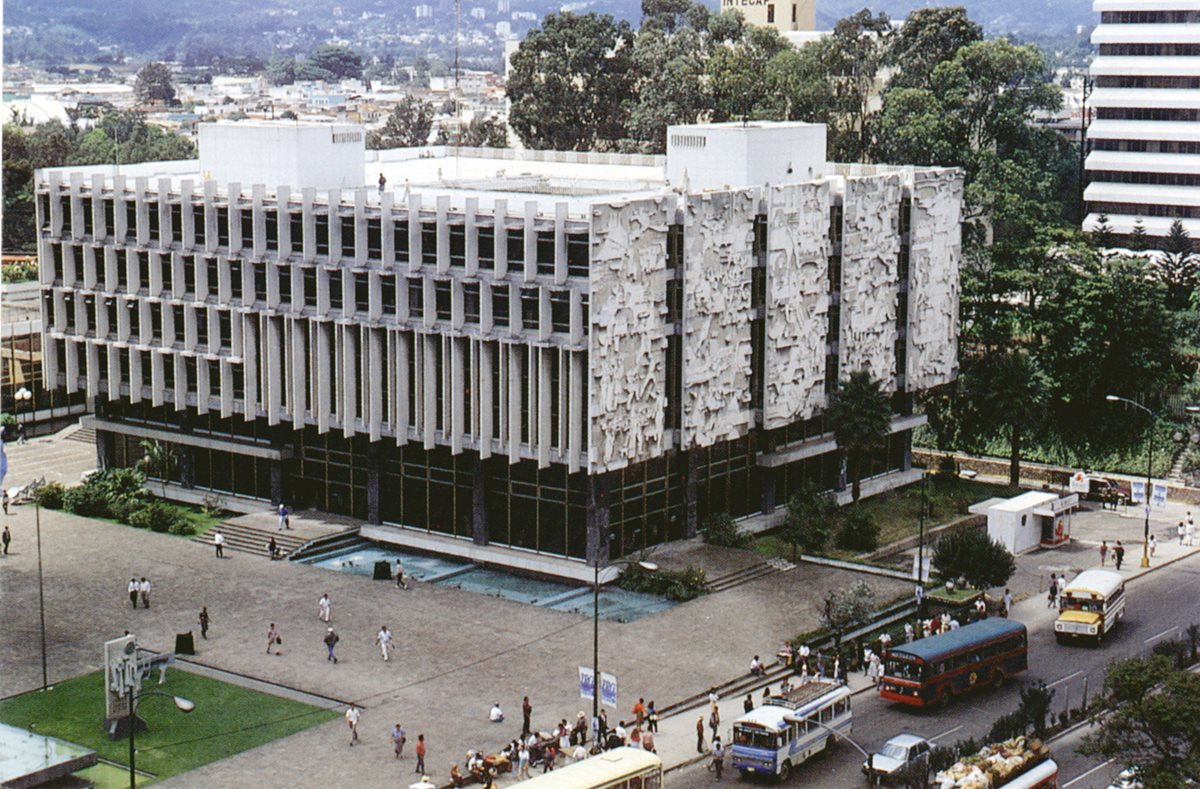 El esquema económico adoptado en la actualidad data de los años de 1980. (Foto Prensa Libre: Hemeroteca PL)