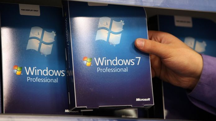 Windows 7 fue lanzado en julio de 2009 y sigue activo ene el 30% de las computadoras de todo el mundo (GETTY IMAGES)