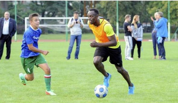 Usain Bolt asegura que desea cambiar de deporte y ideal sería el futbol. (Foto Redes).