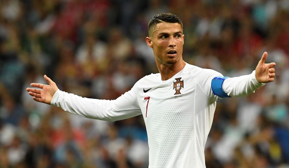 Cristiano Ronaldo llegó a un acuerdo con el técnico y la Federación de Portugal para no estar con la selección en octubre y noviembre. (Foto Prensa Libre: AFP).