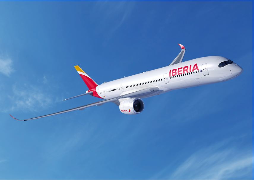 La aerolínea Iberia pasará de ofrecer cinco vuelos semanales en Guatemala a uno diario a partir de octubre de 2018. (Foto Prensa Libre: Hemeroteca)