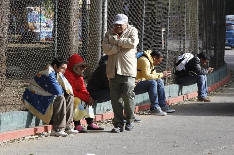 Las temperaturas frías en noche y madrugada continuarán durante este y la próximas semana. (Foto Prensa Libre: Hemeroteca PL)